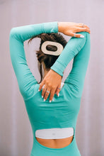 Load image into Gallery viewer, Almond Beige Large Flat Round Clip