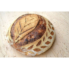 Load image into Gallery viewer, Artisan Bread Lame – Beechwood Handle with 15 Blades
