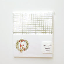 Load image into Gallery viewer, Bell Wreath Place Cards
