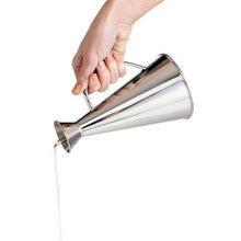 Load image into Gallery viewer, Fantes Cousin Patricia&#39;s Olive Oil Can
