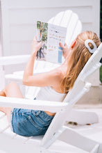 Load image into Gallery viewer, Coconut White Small Flat Round Clip
